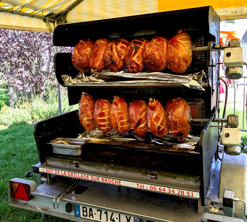 domaine Manuel Mademoiselle bbq plus tourne broche origine avertissement sensibilité domaine Manuel Mademoiselle bbq plus tourne broche origine avertissement sensibilité