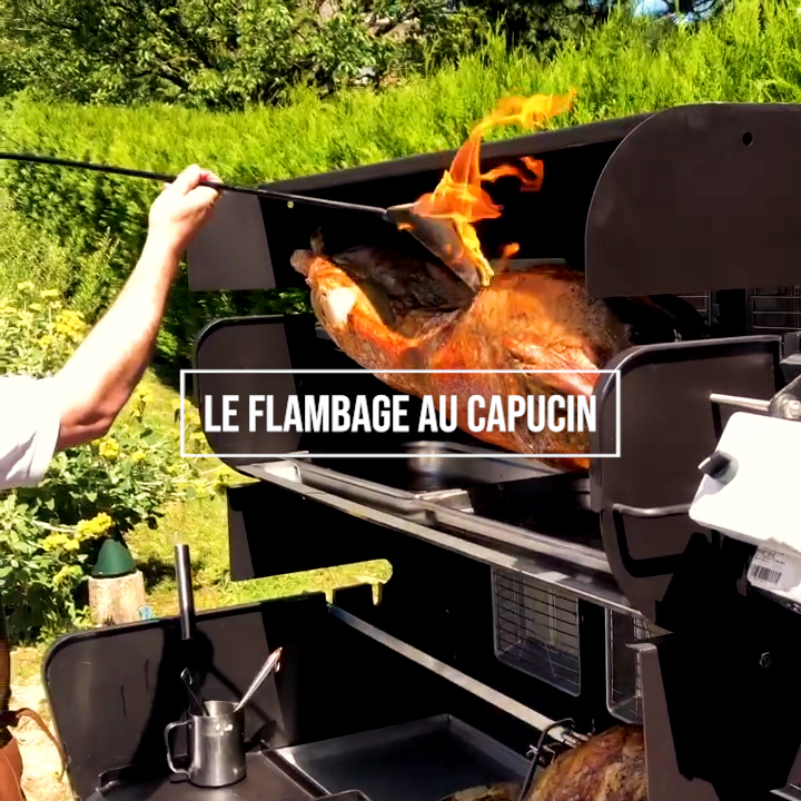 capucin, flambadou, flambage, flamboir à lard, coqueron, cocuron, tourne broche mobigrill